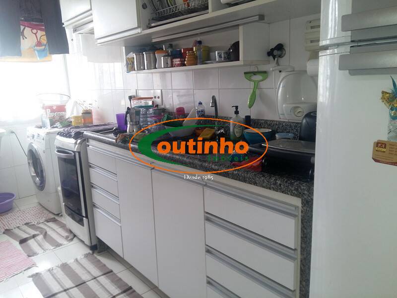 Apartamento à venda com 2 quartos, 80m² - Foto 21