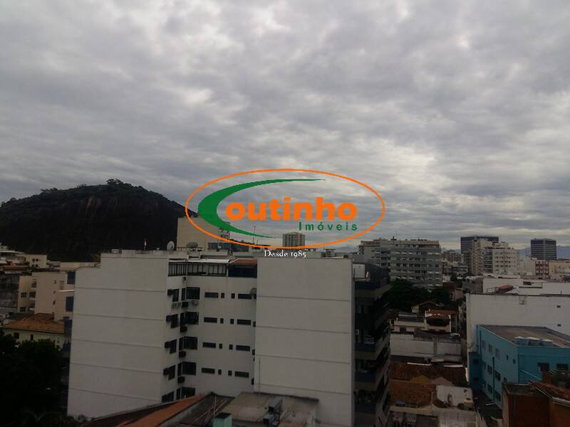 Apartamento à venda com 2 quartos, 80m² - Foto 24