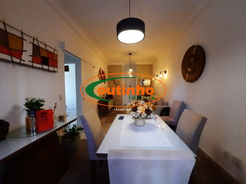 Apartamento à venda com 2 quartos, 68m² - Foto 5