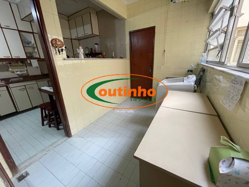 Apartamento à venda com 3 quartos, 120m² - Foto 7