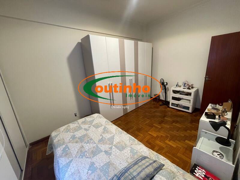 Apartamento à venda com 3 quartos, 120m² - Foto 11