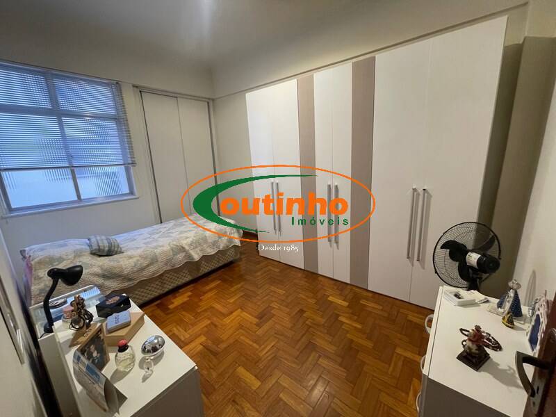 Apartamento à venda com 3 quartos, 120m² - Foto 18