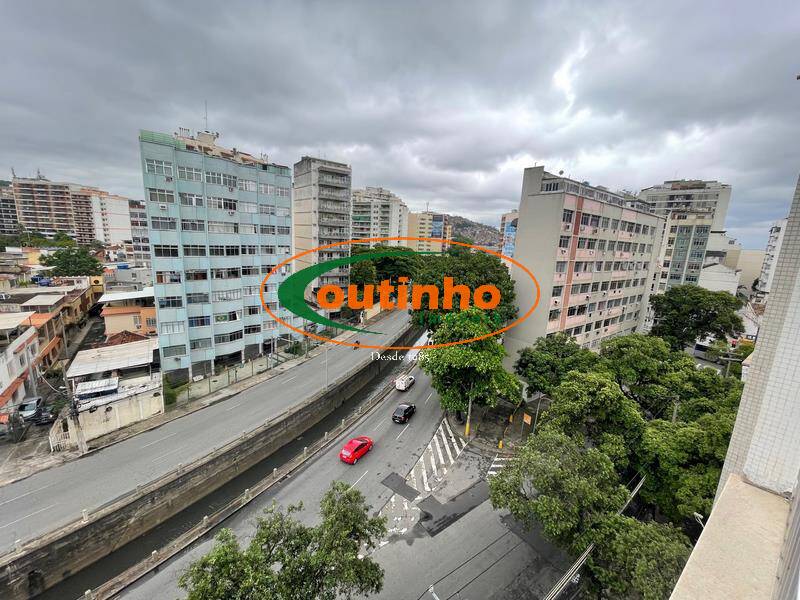 Apartamento à venda com 3 quartos, 120m² - Foto 6