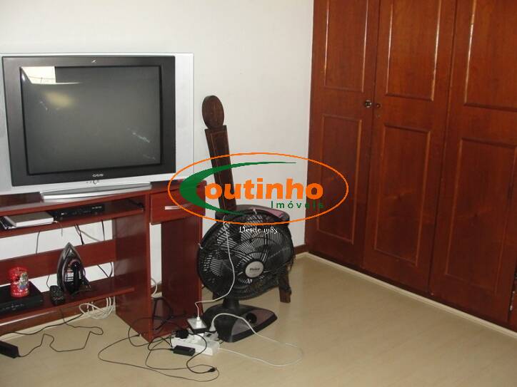 Casa à venda com 3 quartos, 199m² - Foto 17