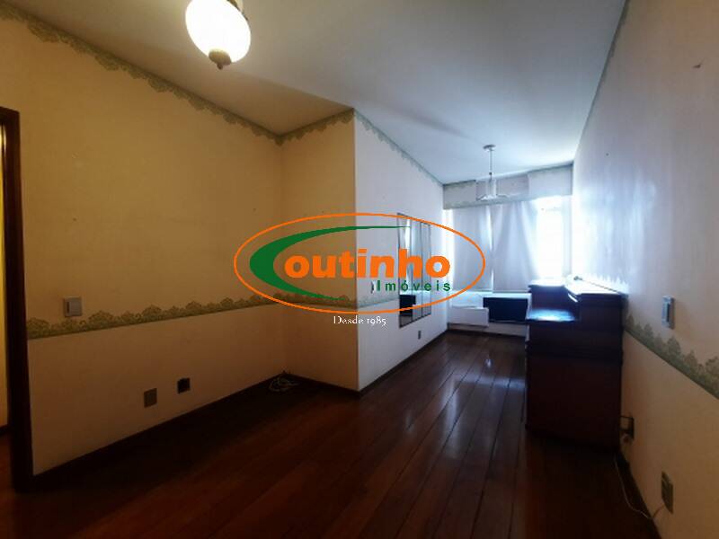 Apartamento à venda com 4 quartos, 147m² - Foto 13