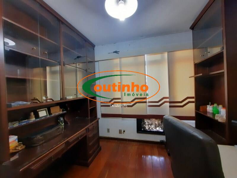 Apartamento à venda com 4 quartos, 147m² - Foto 15