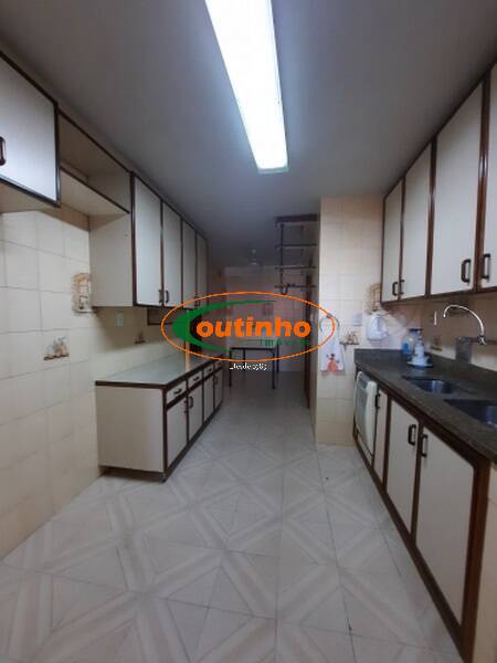 Apartamento à venda com 4 quartos, 147m² - Foto 18