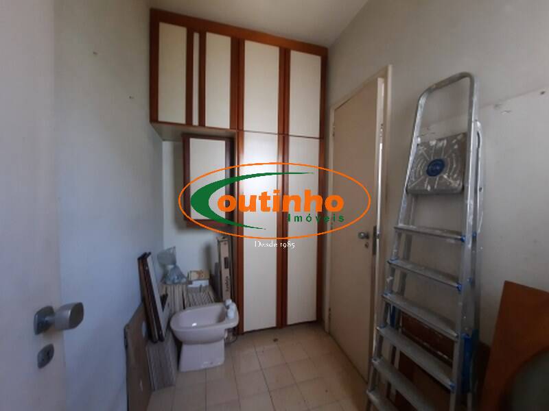 Apartamento à venda com 4 quartos, 147m² - Foto 21