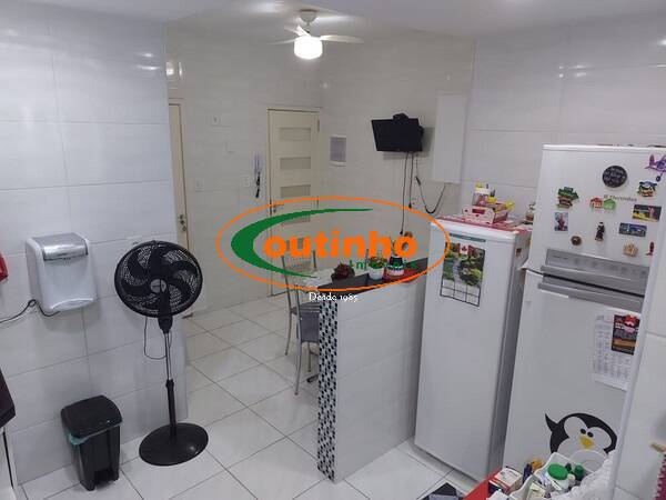 Apartamento à venda com 3 quartos, 115m² - Foto 18