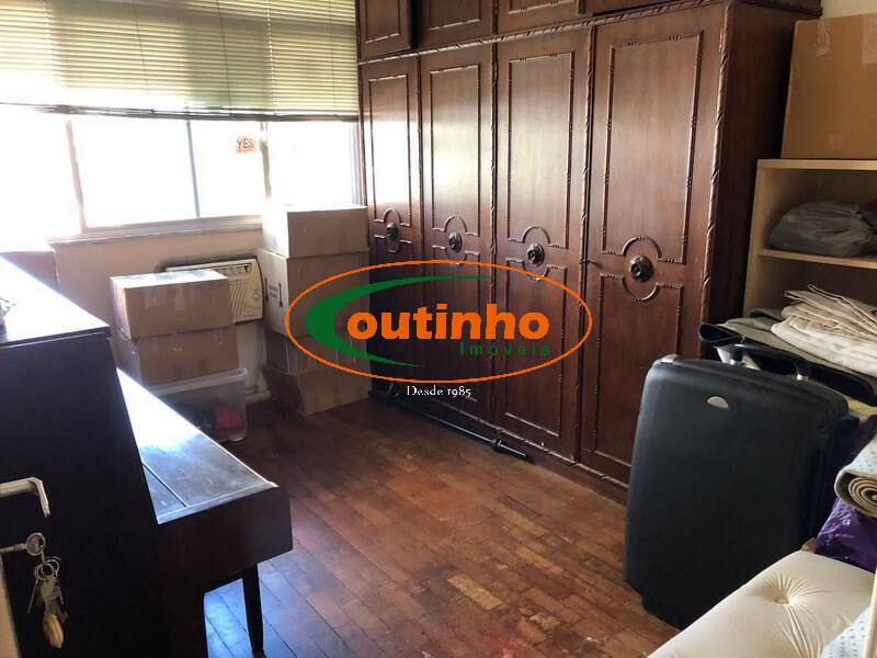 Apartamento à venda com 3 quartos, 119m² - Foto 17