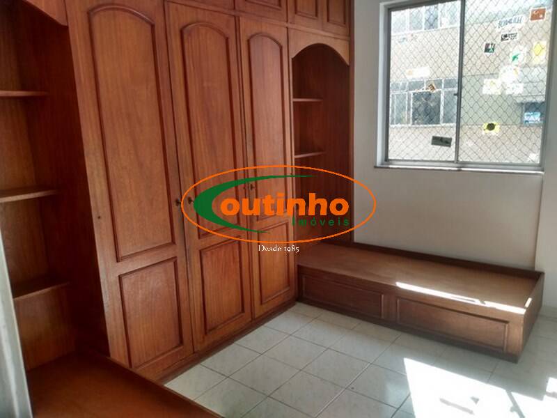 Apartamento à venda com 3 quartos, 110m² - Foto 6