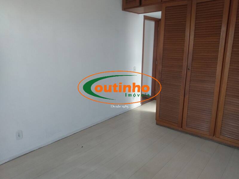 Apartamento à venda com 3 quartos, 110m² - Foto 11