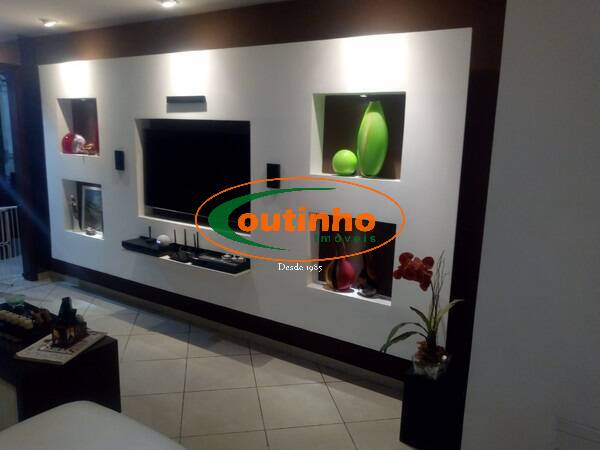 Apartamento à venda com 3 quartos, 119m² - Foto 1