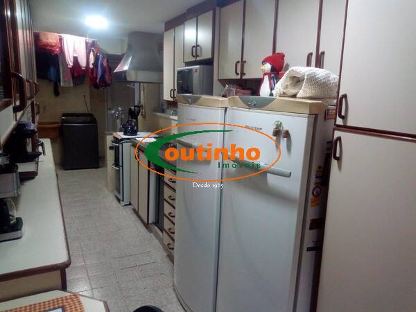 Apartamento à venda com 3 quartos, 119m² - Foto 27