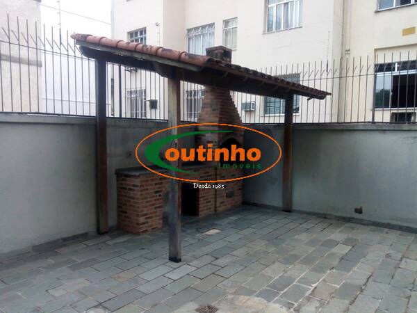 Apartamento à venda com 3 quartos, 119m² - Foto 32