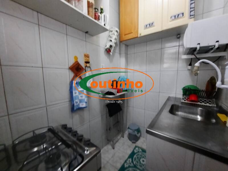 Apartamento à venda com 1 quarto, 40m² - Foto 17