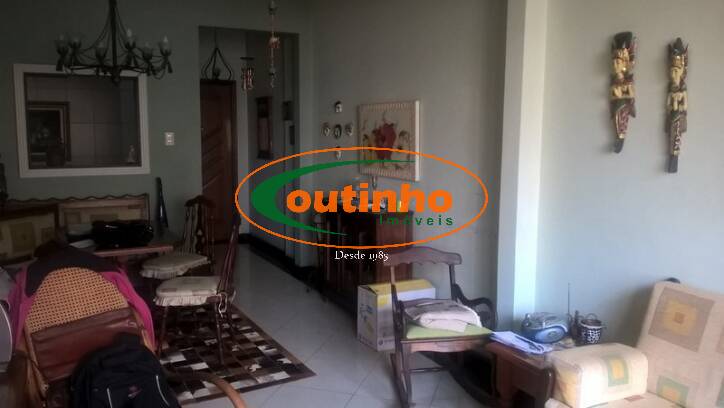 Apartamento à venda com 3 quartos, 94m² - Foto 2