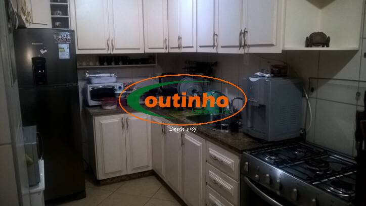 Apartamento à venda com 3 quartos, 94m² - Foto 13