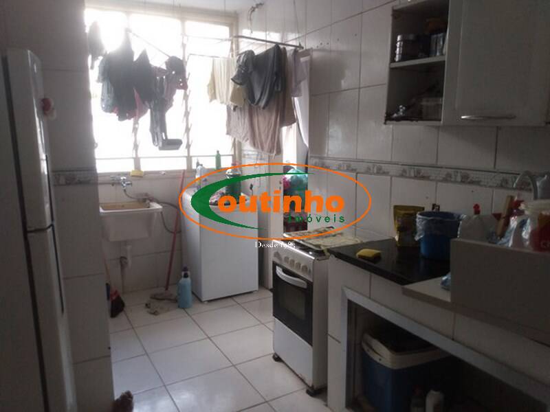 Apartamento à venda com 2 quartos, 72m² - Foto 5