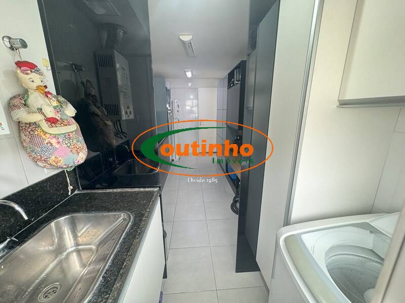 Apartamento à venda com 3 quartos, 81m² - Foto 40