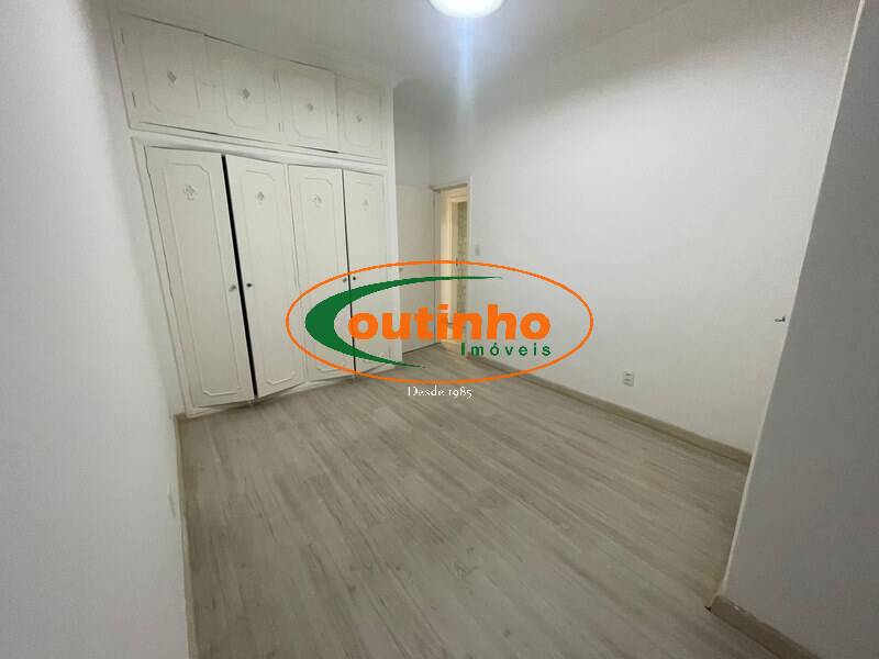 Apartamento à venda com 3 quartos, 110m² - Foto 9