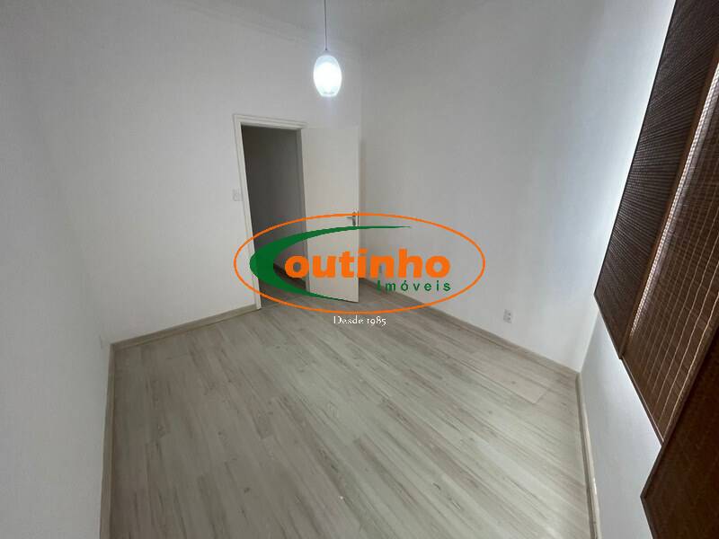 Apartamento à venda com 3 quartos, 110m² - Foto 12