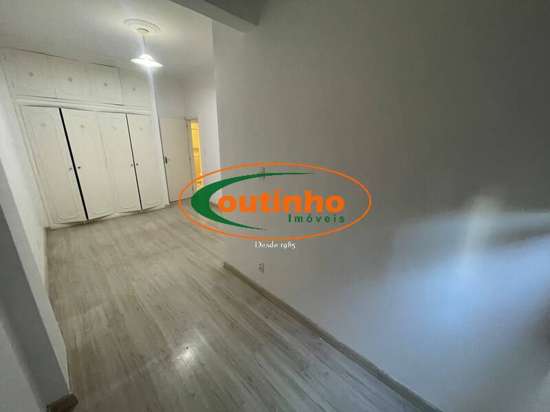 Apartamento à venda com 3 quartos, 110m² - Foto 8