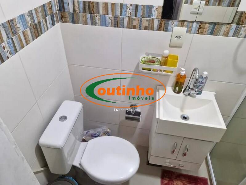 Casa à venda com 3 quartos, 215m² - Foto 13