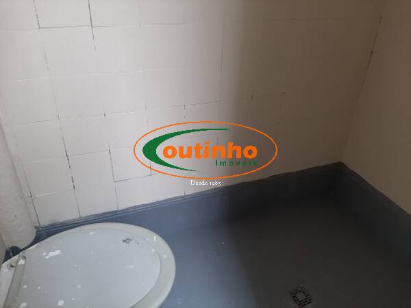 Casa à venda com 5 quartos, 169m² - Foto 5