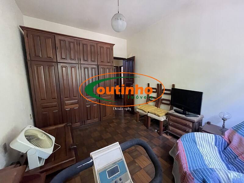 Casa à venda com 5 quartos, 160m² - Foto 20