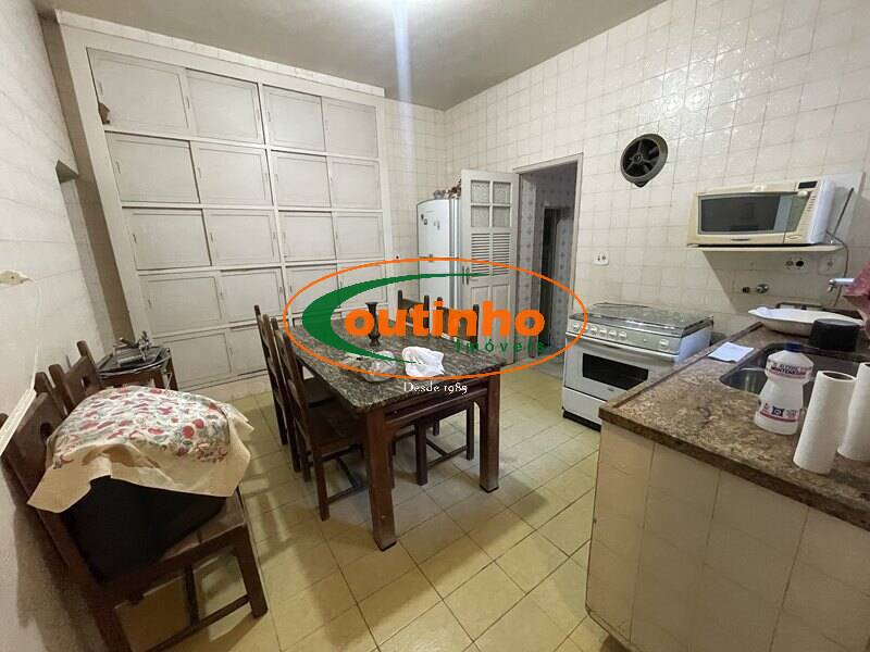 Casa à venda com 5 quartos, 160m² - Foto 23