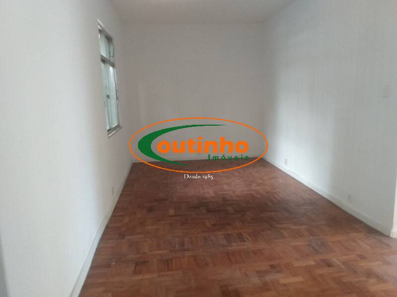 Apartamento à venda com 3 quartos, 104m² - Foto 4