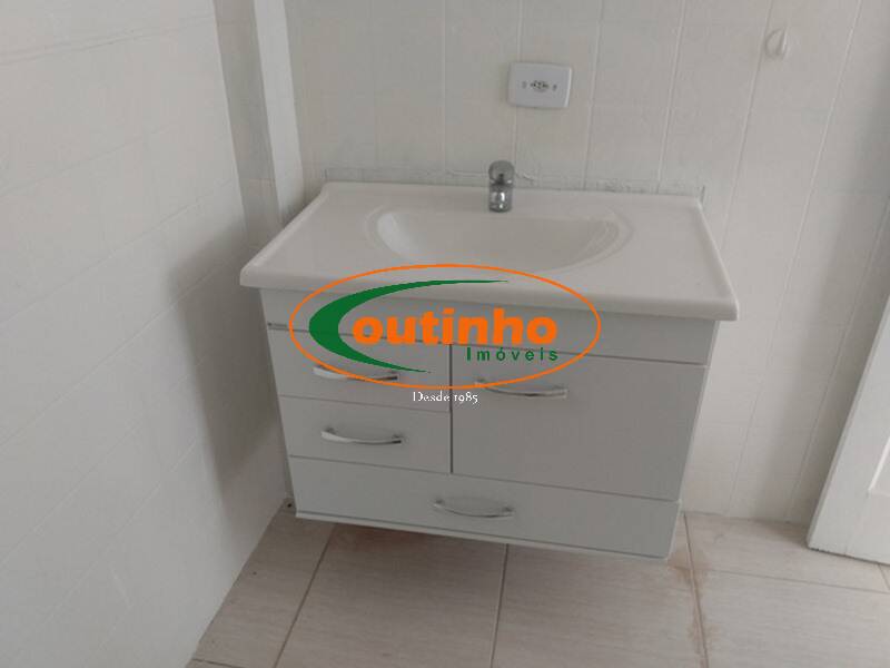 Apartamento à venda com 3 quartos, 104m² - Foto 13