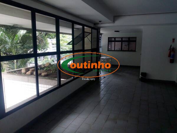 Apartamento à venda com 4 quartos, 180m² - Foto 16