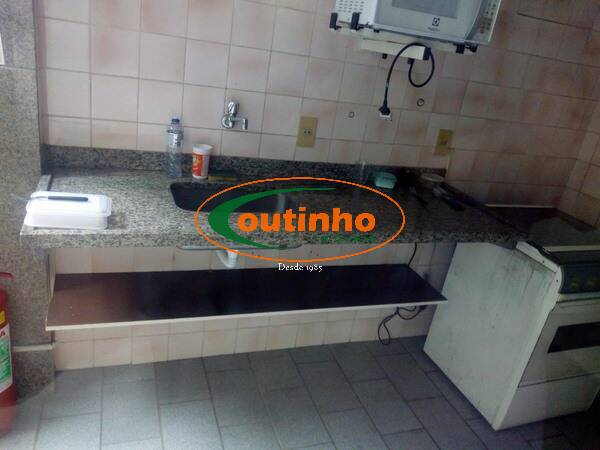 Apartamento à venda com 4 quartos, 180m² - Foto 8