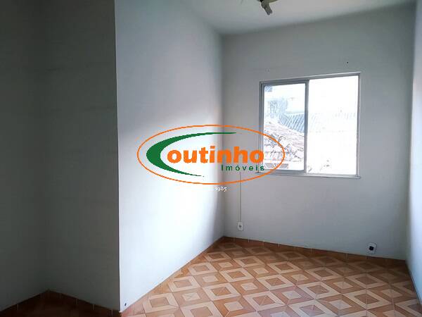 Casa à venda com 6 quartos, 271m² - Foto 28