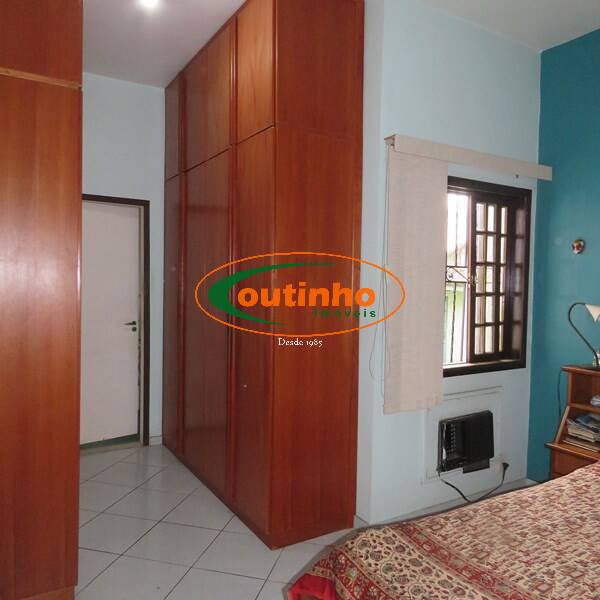 Casa à venda com 5 quartos, 275m² - Foto 13