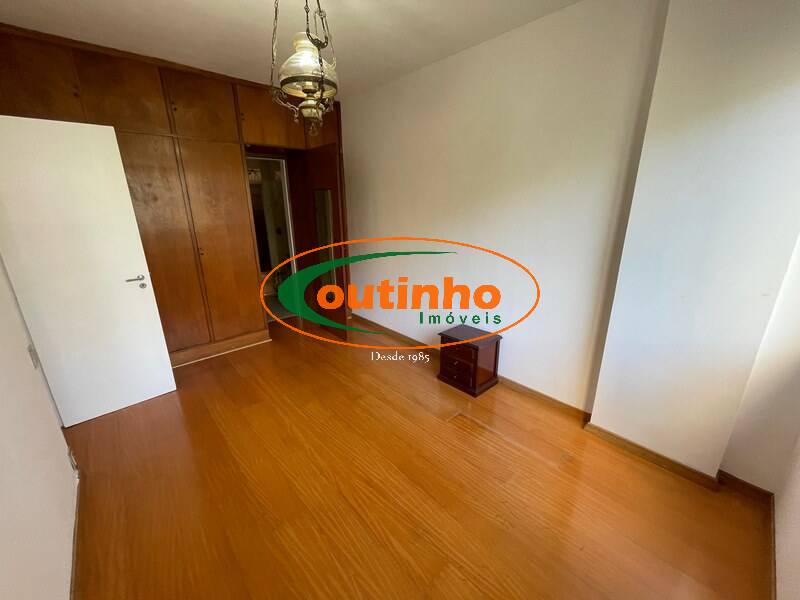 Apartamento à venda com 3 quartos, 100m² - Foto 7