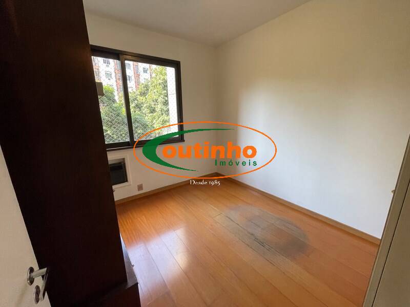 Apartamento à venda com 3 quartos, 100m² - Foto 11