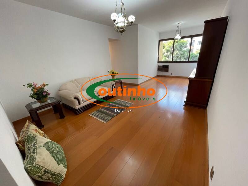 Apartamento à venda com 3 quartos, 100m² - Foto 2