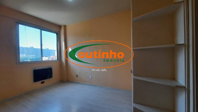 Apartamento à venda com 2 quartos, 77m² - Foto 14