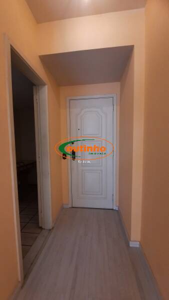 Apartamento à venda com 2 quartos, 77m² - Foto 18