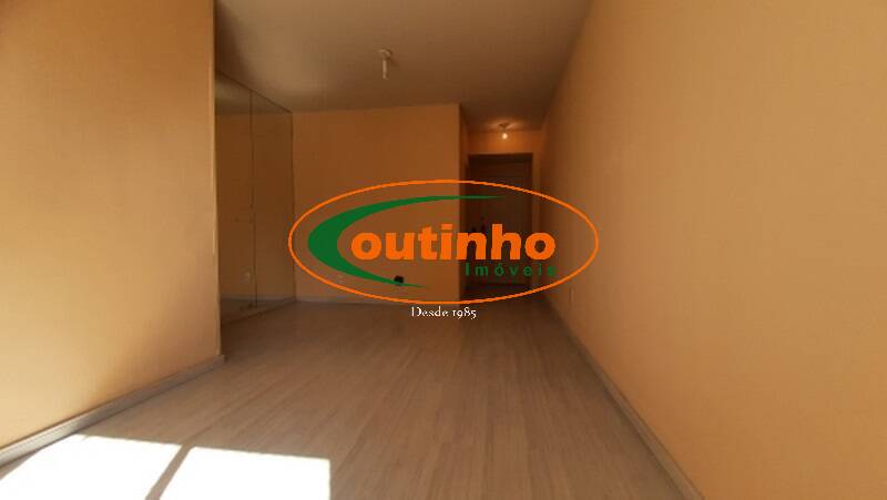 Apartamento à venda com 2 quartos, 77m² - Foto 6