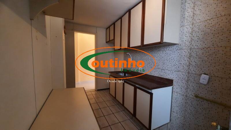 Apartamento à venda com 2 quartos, 77m² - Foto 22