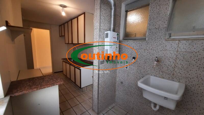 Apartamento à venda com 2 quartos, 77m² - Foto 27