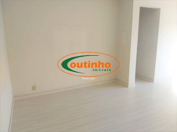 Apartamento à venda com 2 quartos, 74m² - Foto 6