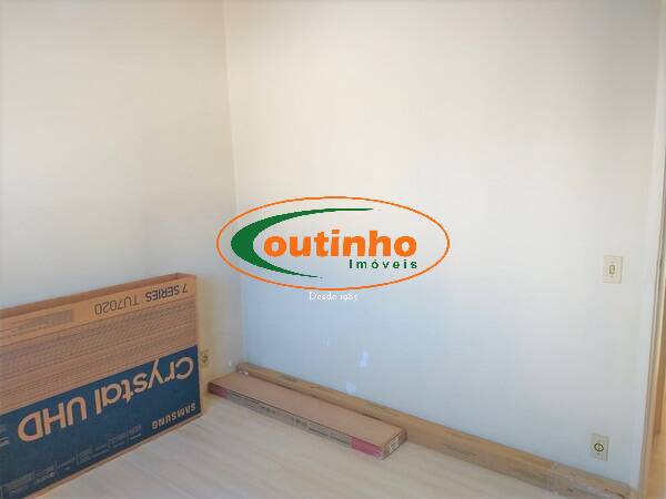 Apartamento à venda com 2 quartos, 74m² - Foto 16