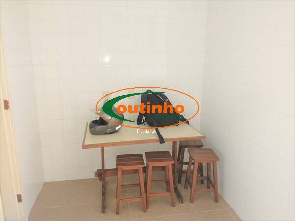 Apartamento à venda com 2 quartos, 74m² - Foto 23