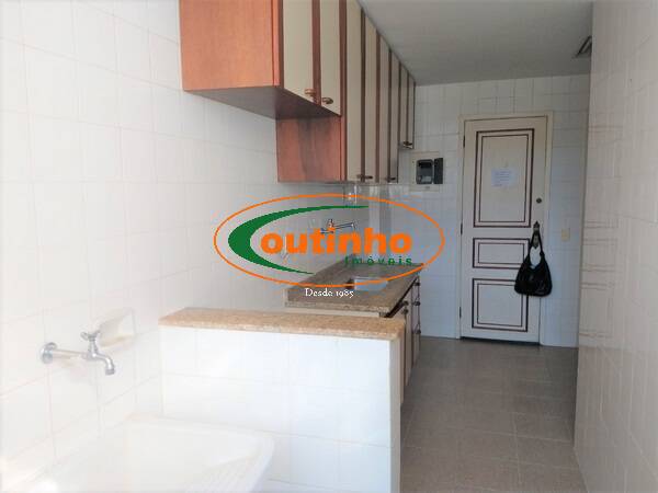 Apartamento à venda com 2 quartos, 74m² - Foto 27