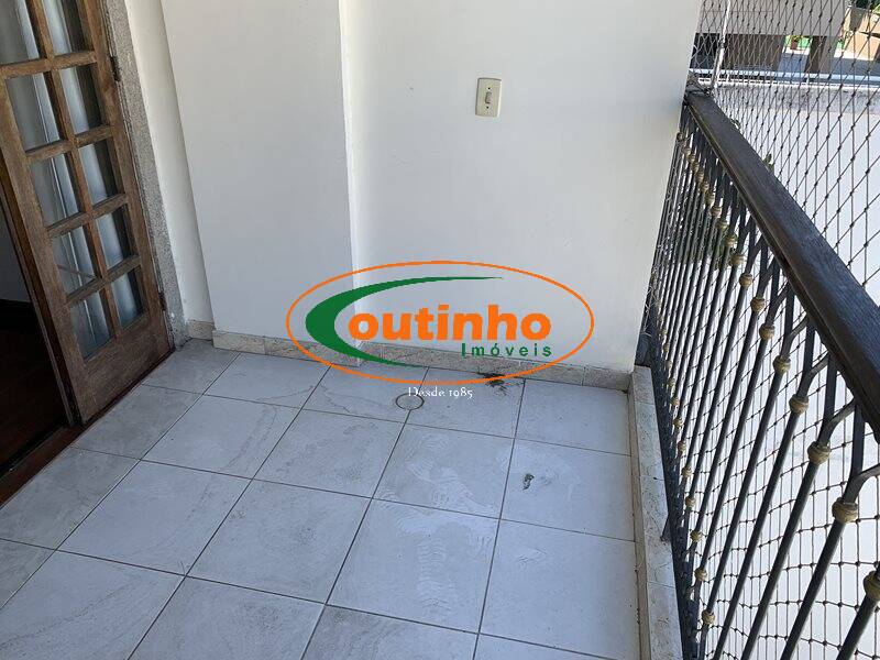 Apartamento à venda com 2 quartos, 84m² - Foto 1